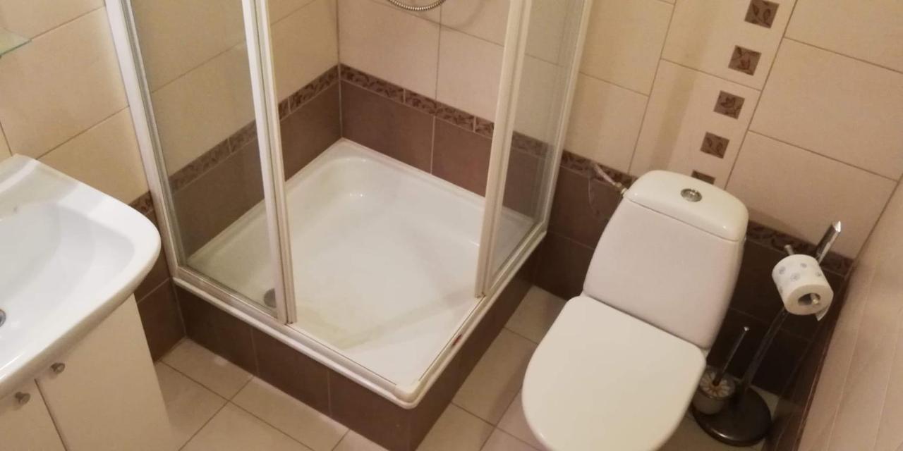 Dwor Komorowo 외부 사진